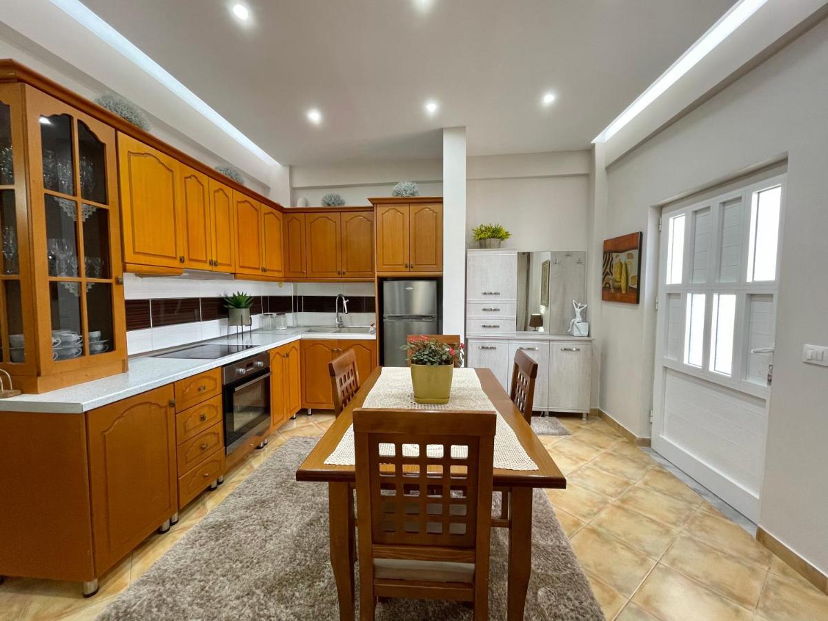 Melina Apartments Saranda Kültér fotó