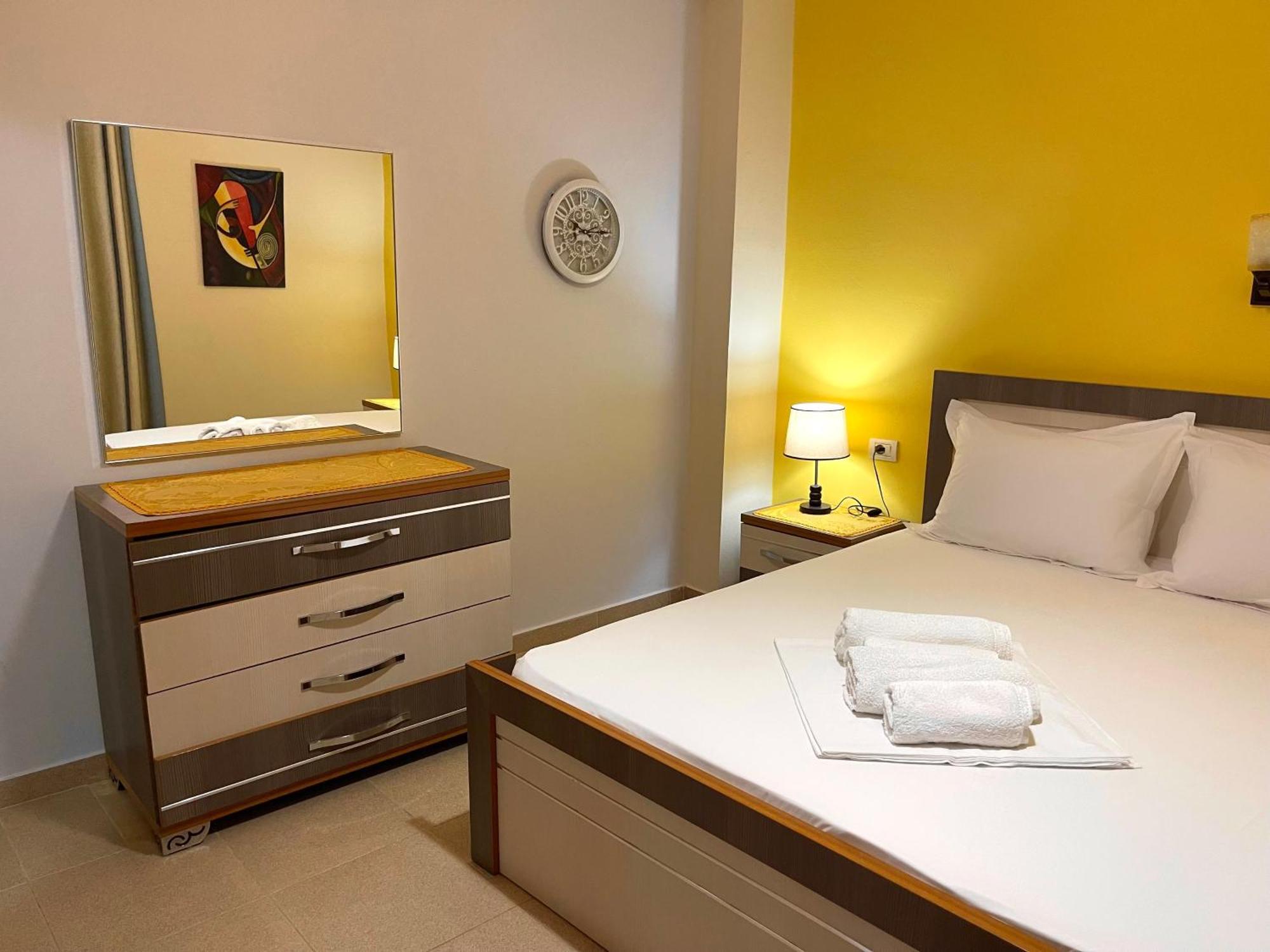 Melina Apartments Saranda Kültér fotó