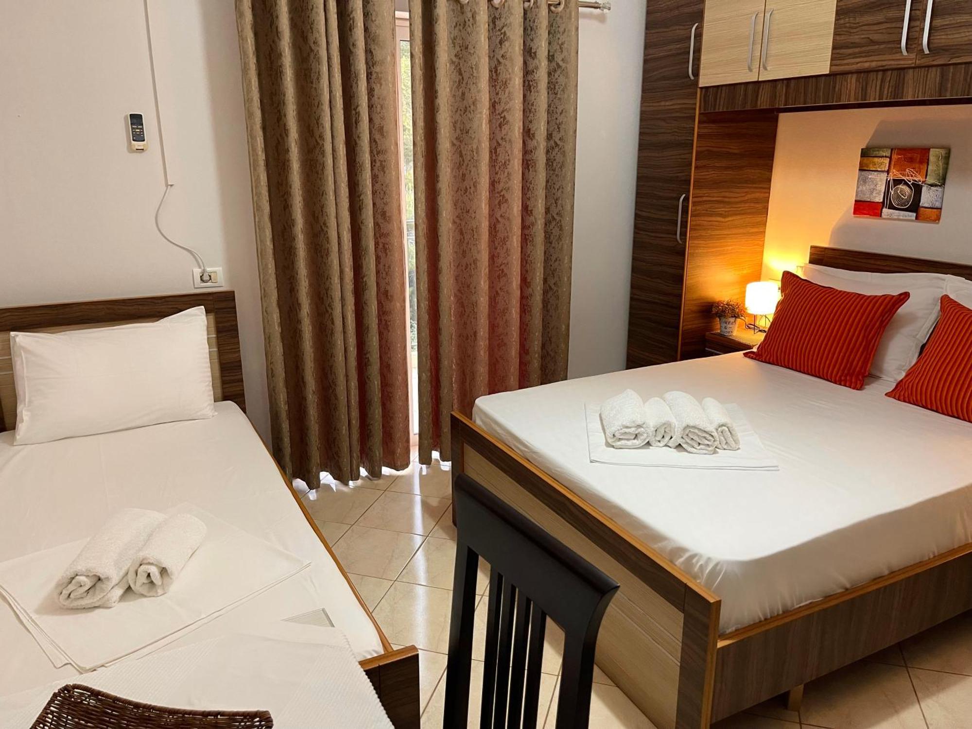 Melina Apartments Saranda Kültér fotó